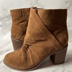 Brown ankle boots